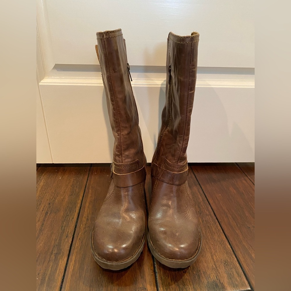 Born boots